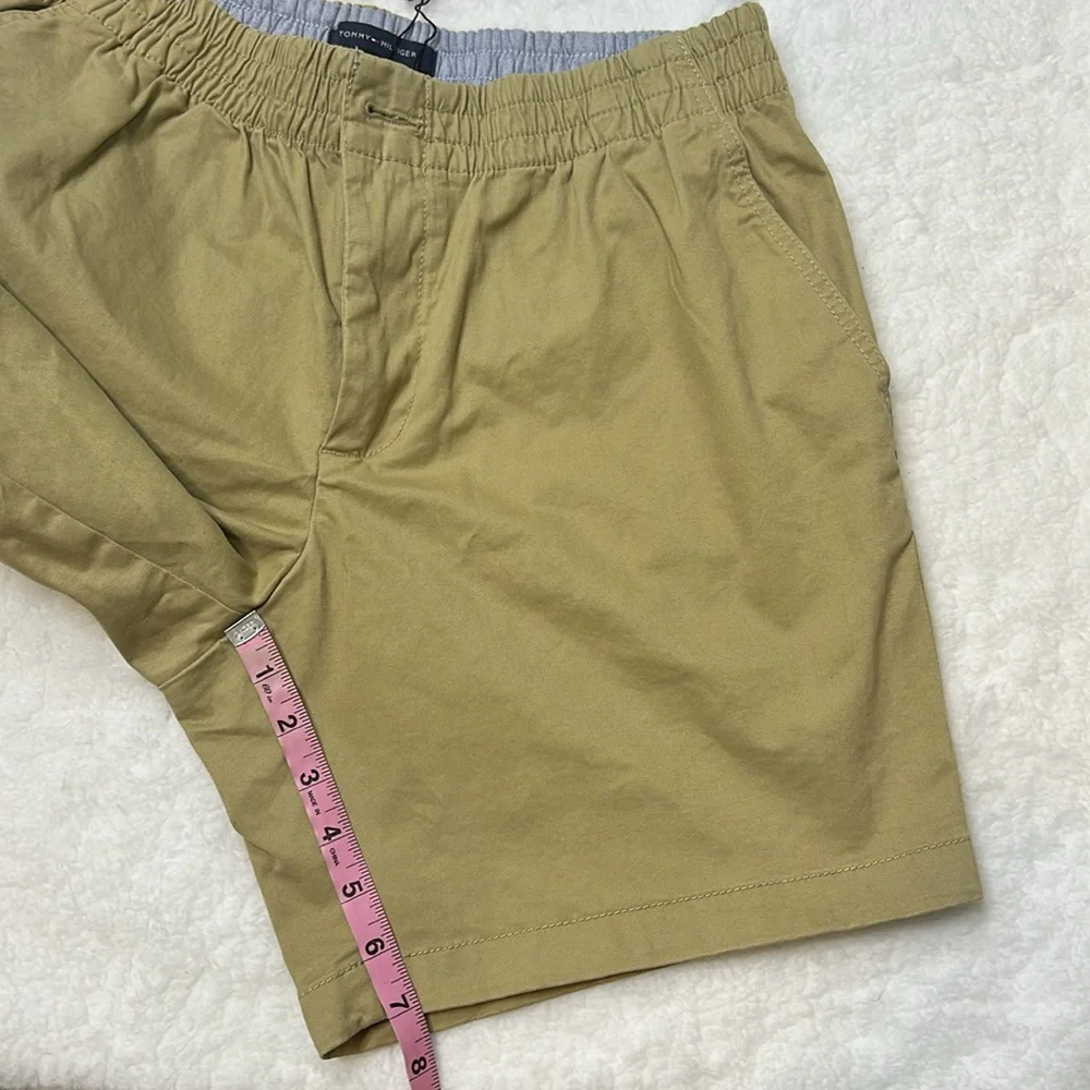 NWT .SIZE-M..97%COTTON..TOMMY-HILFIGER—Tan Flat Front Shorts - Picture 9 of 13